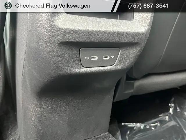 2026 Volkswagen Tiguan SE R-Line Black
