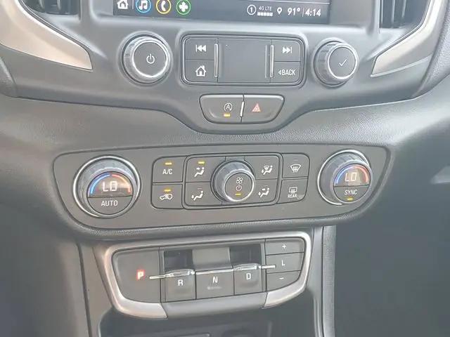 2024 GMC Terrain AWD AT4