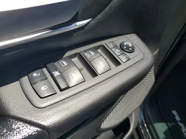 2021 Ram 1500 Big Horn Crew Cab 4x4 5'7" Box