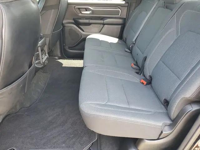2021 Ram 1500 Big Horn Crew Cab 4x4 5'7" Box
