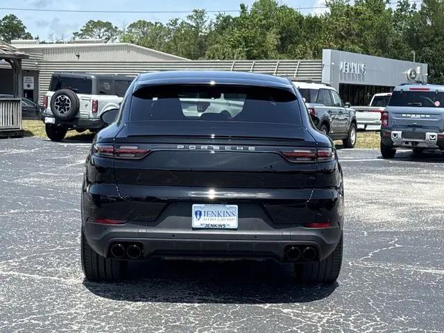 2022 Porsche Cayenne Platinum Edition