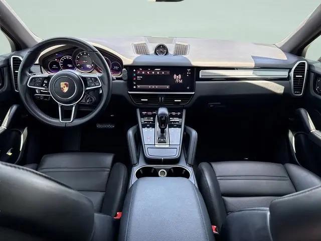 2022 Porsche Cayenne Platinum Edition