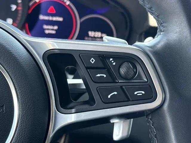 2022 Porsche Cayenne Platinum Edition