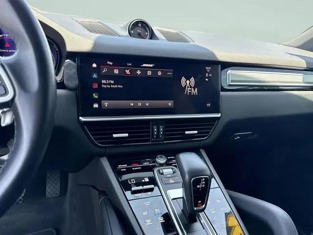 2022 Porsche Cayenne Platinum Edition