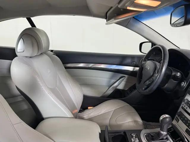 2009 INFINITI G37 G37