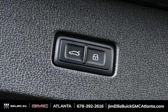 2025 Audi Q8 Premium Plus 55 TFSI quattro