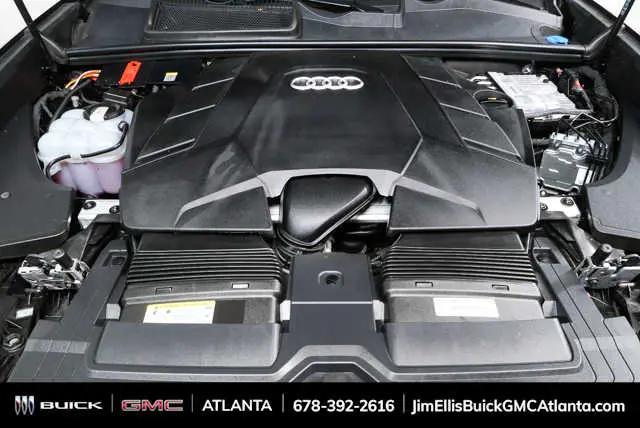 2025 Audi Q8 Premium Plus 55 TFSI quattro