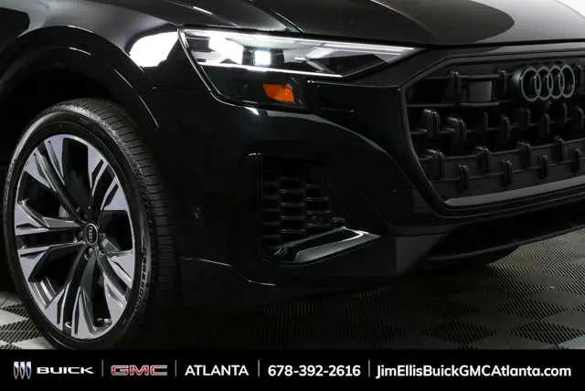 2025 Audi Q8 Premium Plus 55 TFSI quattro