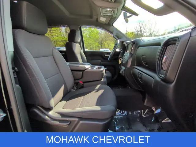 2023 Chevrolet Silverado 2500HD 4WD Crew Cab Standard Bed Custom