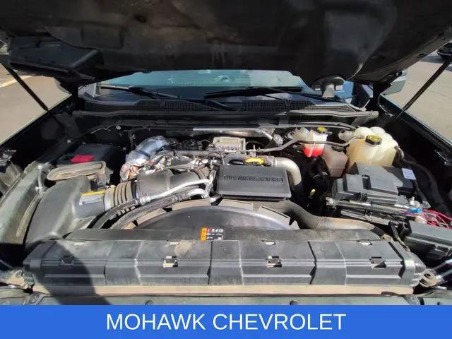 2023 Chevrolet Silverado 2500HD 4WD Crew Cab Standard Bed Custom