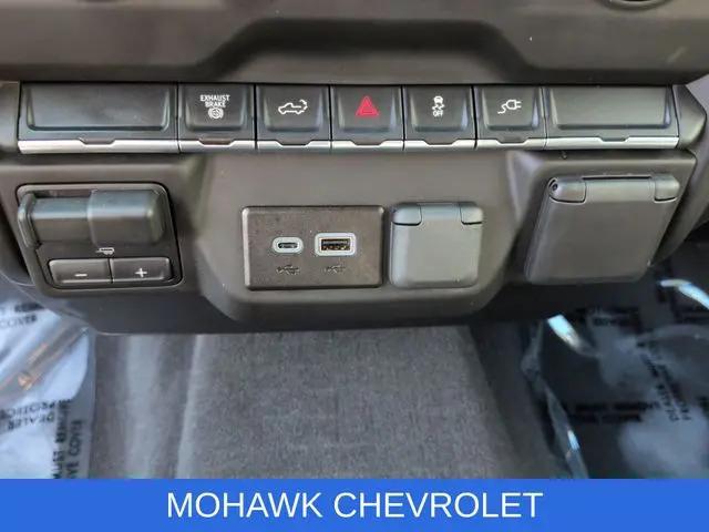 2023 Chevrolet Silverado 2500HD 4WD Crew Cab Standard Bed Custom