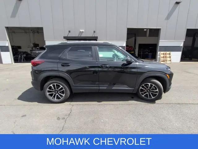 2025 Chevrolet TrailBlazer AWD LT