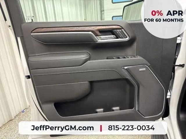2026 GMC Sierra 1500 Crew Cab, Short Bed, SLT, 4WD