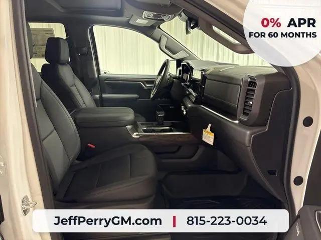 2026 GMC Sierra 1500 Crew Cab, Short Bed, SLT, 4WD