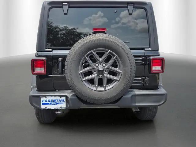 2025 Jeep Wrangler 4-Door Summit 4x4