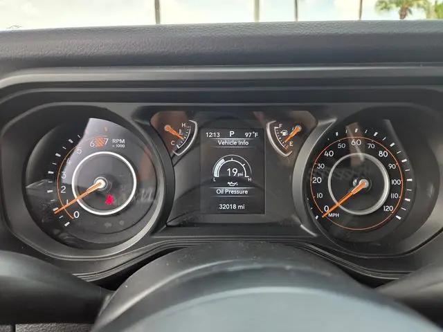 2025 Jeep Wrangler 4-Door Summit 4x4