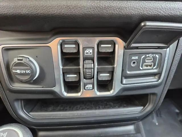 2025 Jeep Wrangler 4-Door Summit 4x4