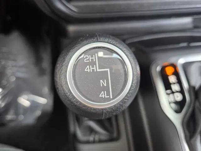 2025 Jeep Wrangler 4-Door Summit 4x4