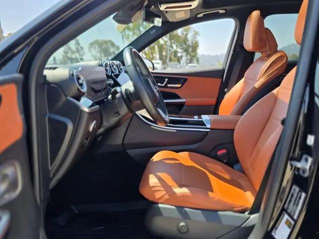 2025 Mercedes-Benz GLC SUV