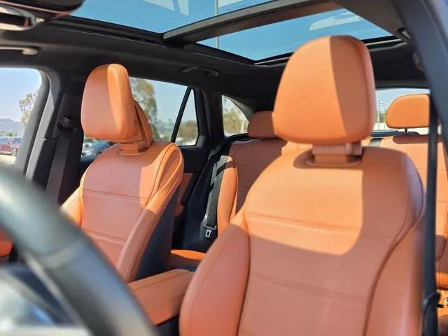 2025 Mercedes-Benz GLC SUV