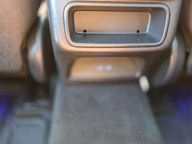 2025 Mercedes-Benz GLC SUV