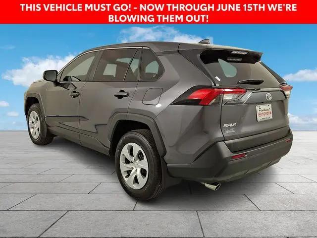 2025 Toyota RAV4 LE