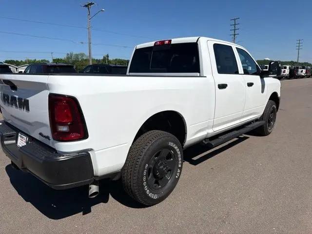 2026 Ram 3500 Tradesman Crew Cab 4x4 64 Box