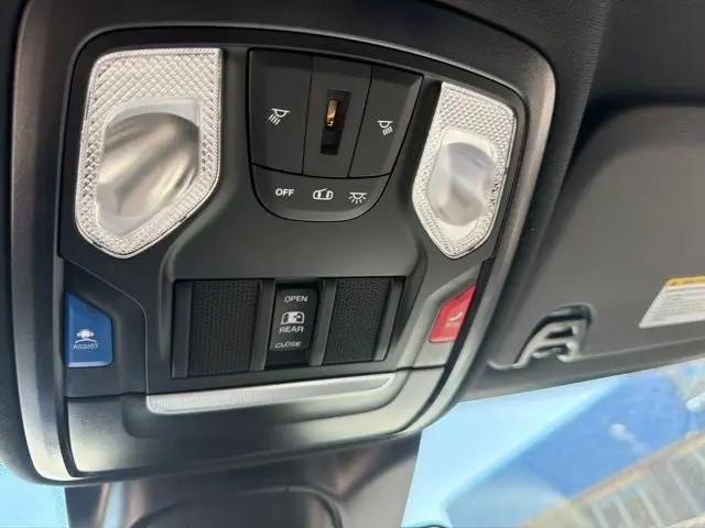 2026 Ram 3500 Tradesman Crew Cab 4x4 64 Box