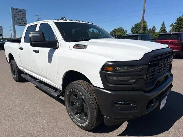 2026 Ram 3500 Tradesman Crew Cab 4x4 64 Box