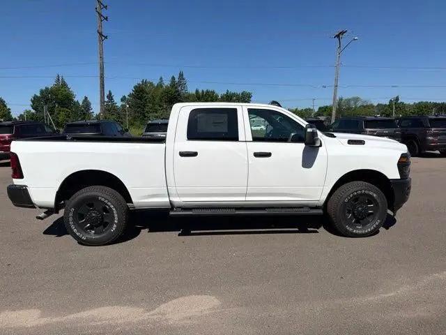 2026 Ram 3500 Tradesman Crew Cab 4x4 64 Box