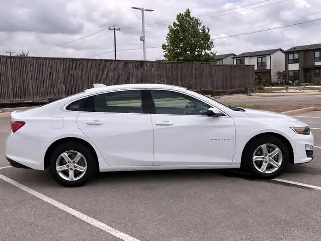 2024 Chevrolet Malibu FWD 1LT