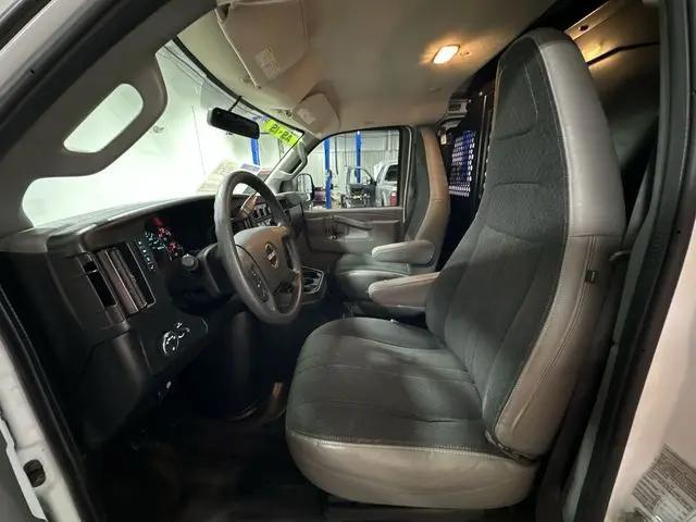 2020 GMC Savana Cargo RWD 2500 Regular Wheelbase Work Van