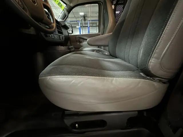 2020 GMC Savana Cargo RWD 2500 Regular Wheelbase Work Van