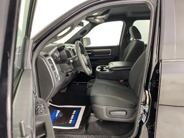 2022 Ram 1500 Classic Warlock Crew Cab 4x4 5'7" Box