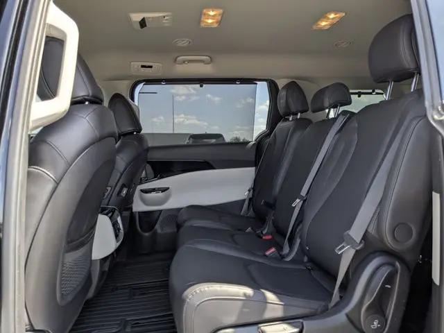 2024 Kia Carnival MPV SX
