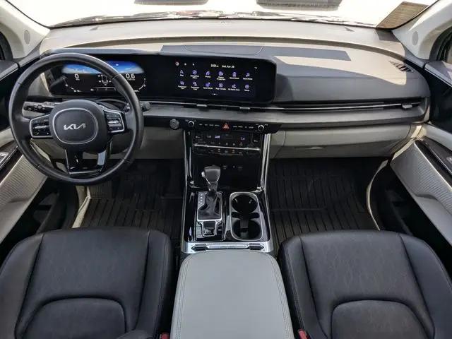2024 Kia Carnival MPV SX