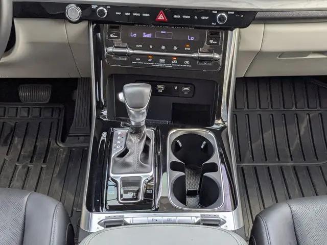 2024 Kia Carnival MPV SX