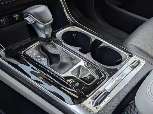 2024 Kia Carnival MPV SX