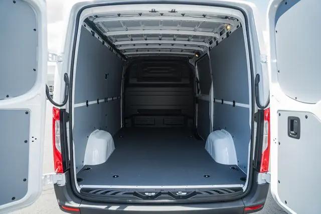 2026 Mercedes-Benz Sprinter 2500 Standard Roof 4-Cyl Diesel