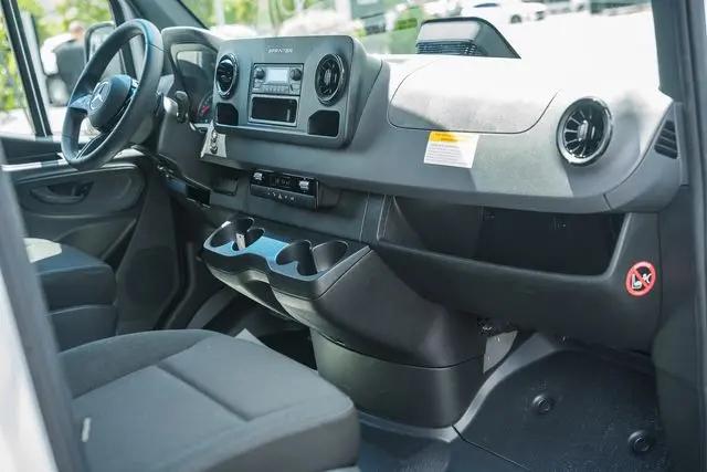 2026 Mercedes-Benz Sprinter 2500 Standard Roof 4-Cyl Diesel