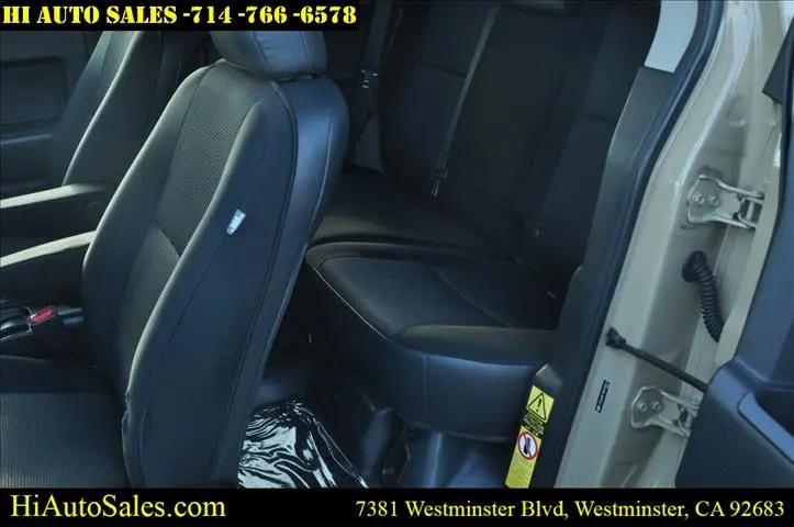 2011 Toyota FJ Cruiser Base