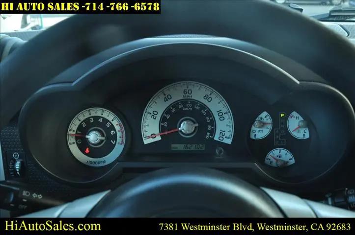 2011 Toyota FJ Cruiser Base