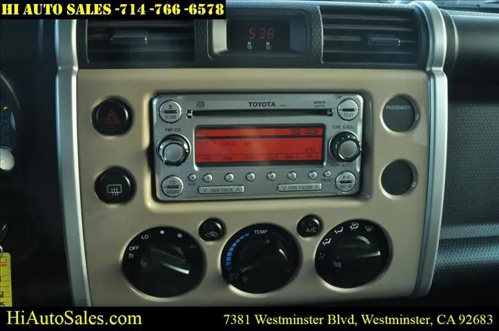2011 Toyota FJ Cruiser Base