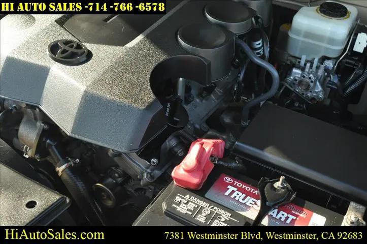 2011 Toyota FJ Cruiser Base