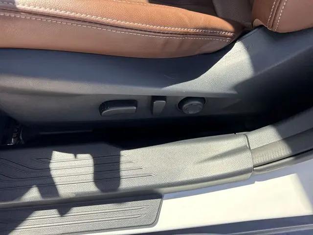 2023 Subaru Outback Touring XT
