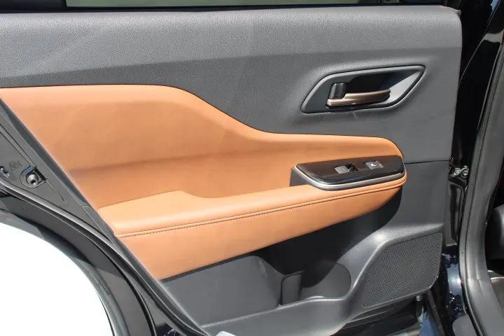 2025 Toyota Crown Signia XLE