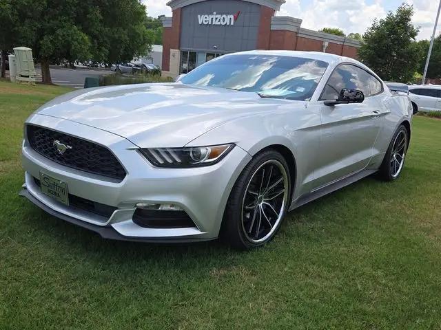 2017 Ford Mustang V6