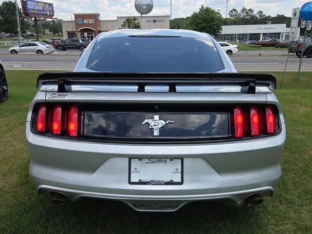 2017 Ford Mustang V6