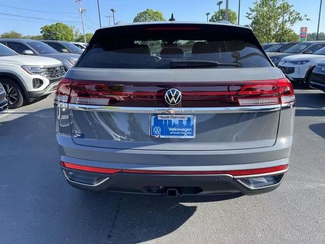 2026 Volkswagen Atlas Cross Sport SE with Technology
