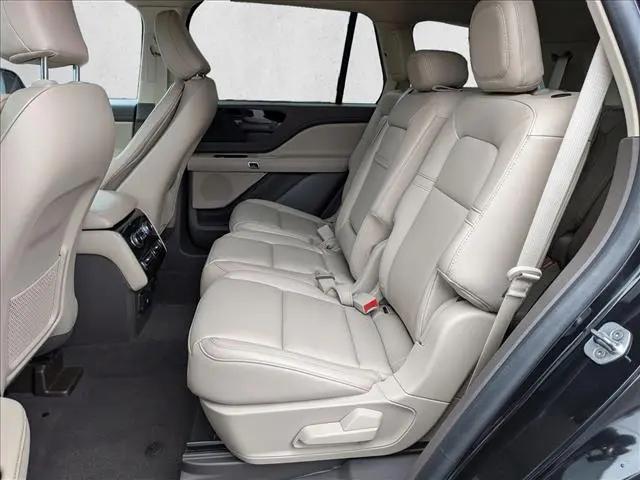 2023 Lincoln Aviator Standard